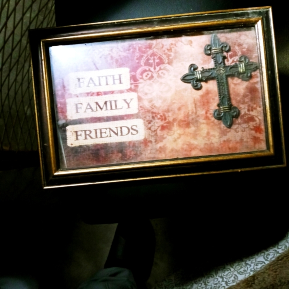 Home wall decor & Faith, Family, Friends 24×16
